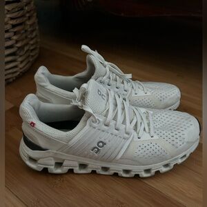 Women’s White On-Clouds